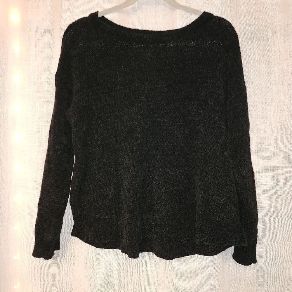 Ellen Tracy Size small.